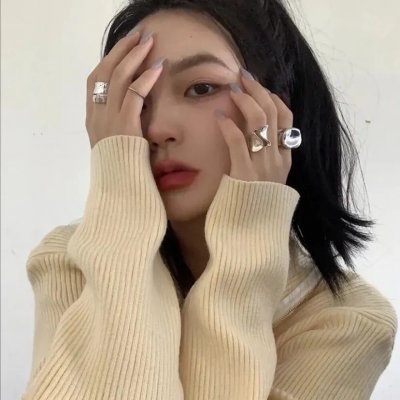 千钧。一发